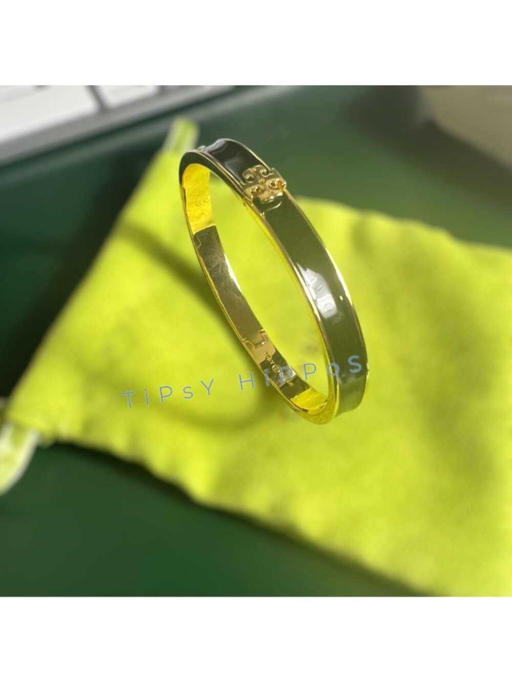 ***Tory Burch Kira Black & Gold Enamel Logo Hinged Bangle Bracelet - Picture 12 of 16